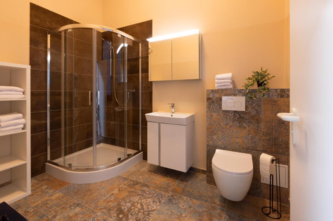 Fabric Apartments Dettingen an der Erms Ngoại thất bức ảnh